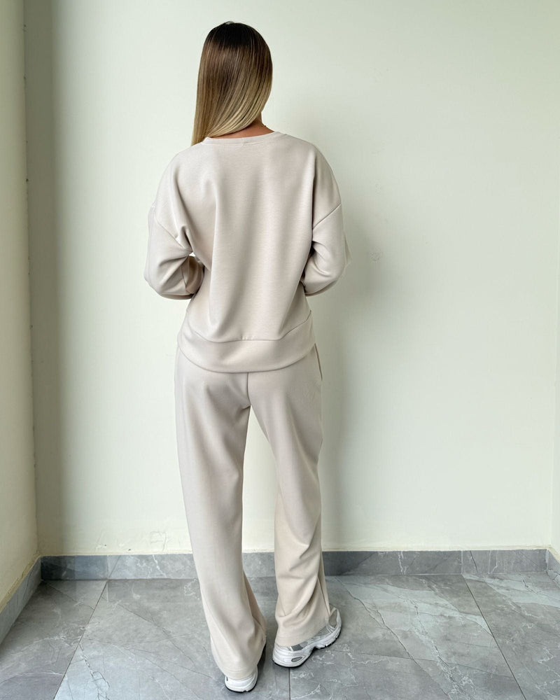 Lila V-Neck Comfy Set