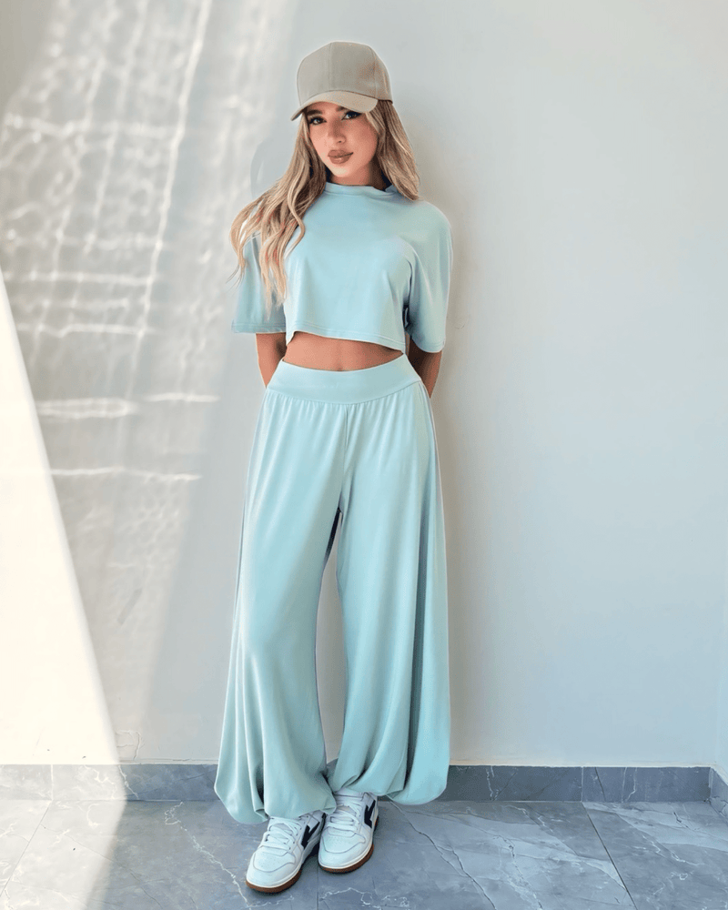 Milana Cropped T-shirt Comfy Set
