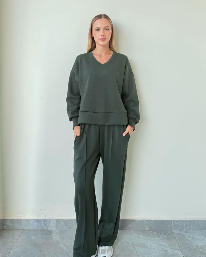 Lila V-Neck Comfy Set