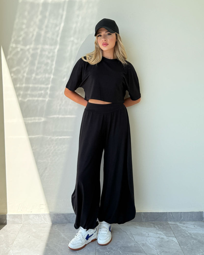 Milana Cropped T-shirt Comfy Set